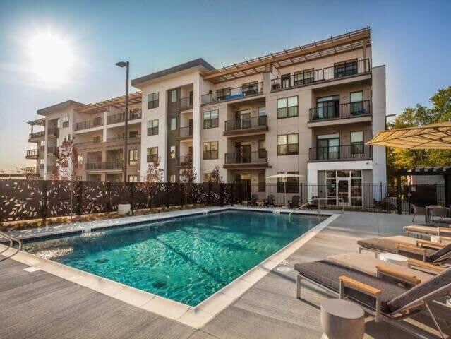Cozysuites Spacious 2Br Next To Whole Foods Indianápolis Exterior foto